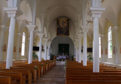 Maria Lanakila Catholic Church