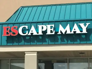 Escape May Escape Rooms