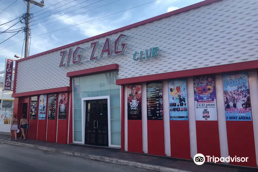 Zig Zag Club and Lounge