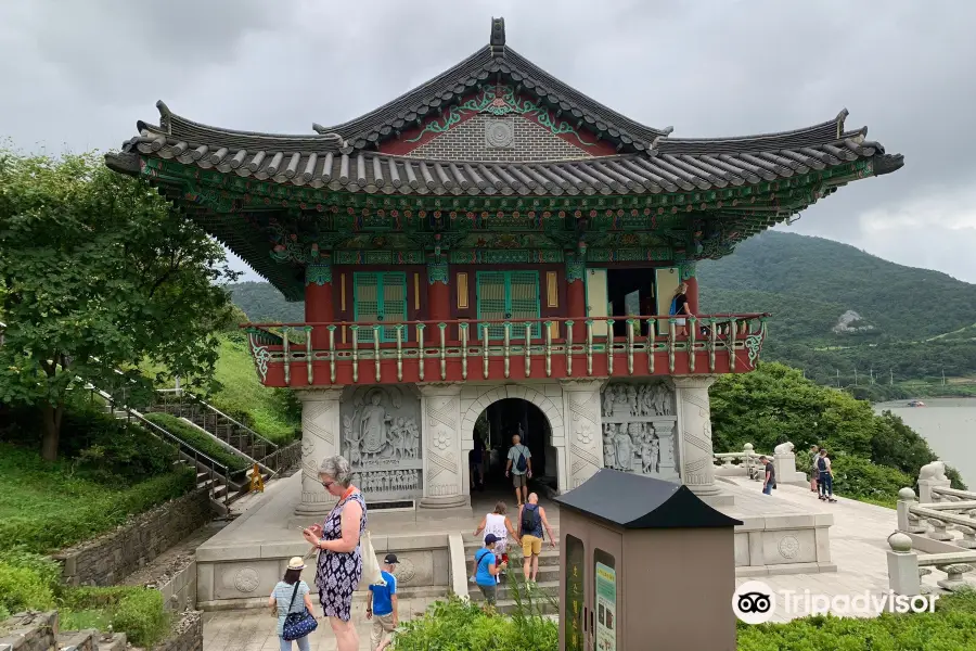 Birthplace of Baekje Buddhism