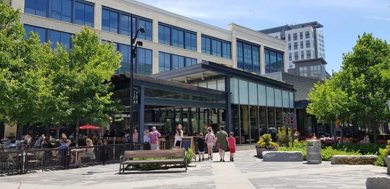 Hotels near Assembly Row