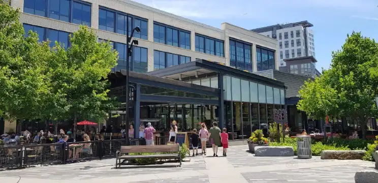 Hotels near Assembly Row