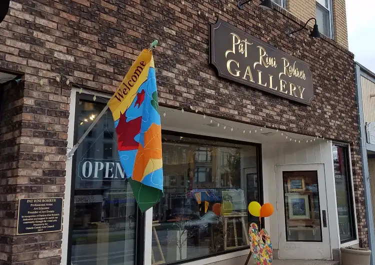 Hotels near Pat Rini Rohrer Gallery