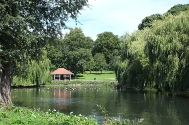 Wardown Park