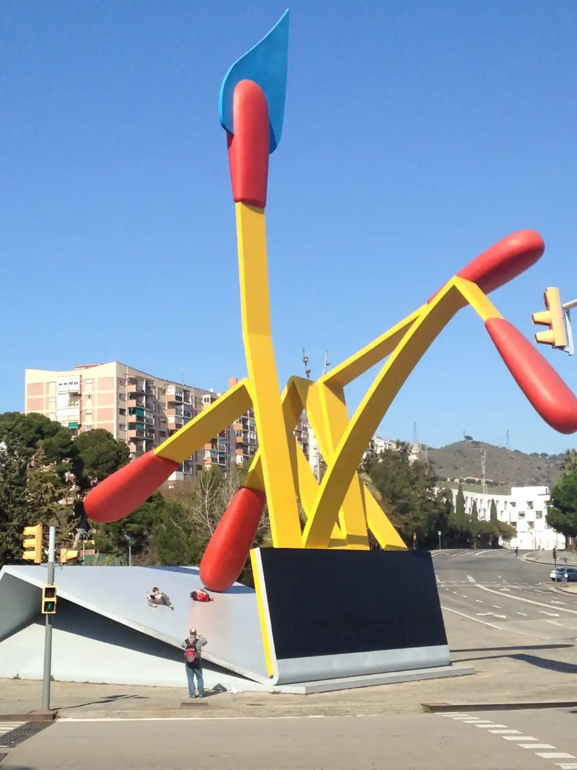 Hotels near Els mistos