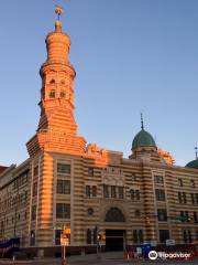 The Murat Theatre at the Old National Centre