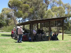 Oaklands Wetland and Reserve