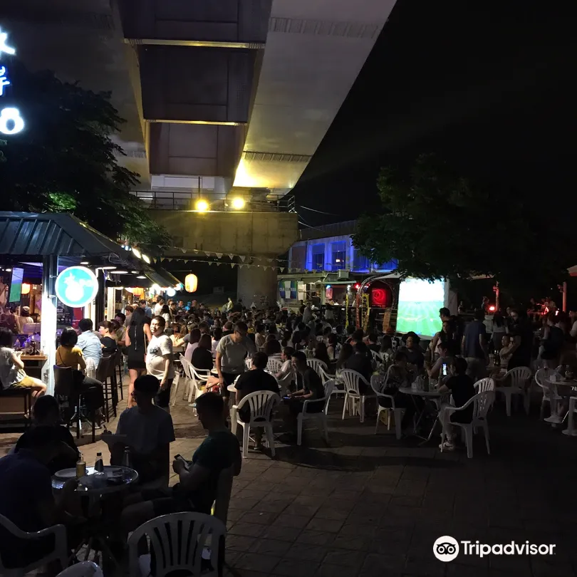 5_Gongguan Waterfront Plaza