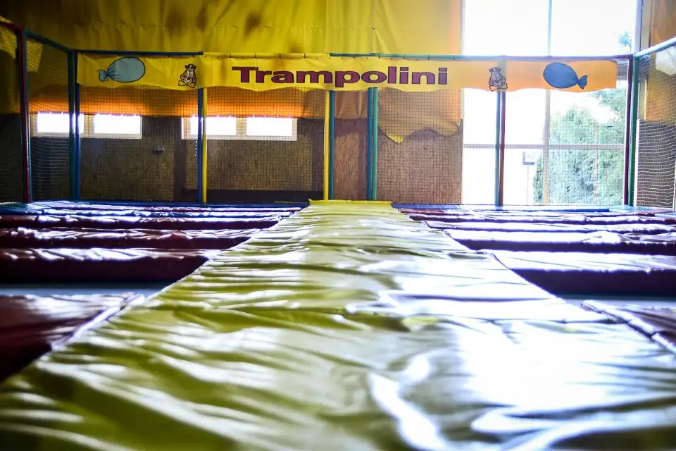 3_Trampolini