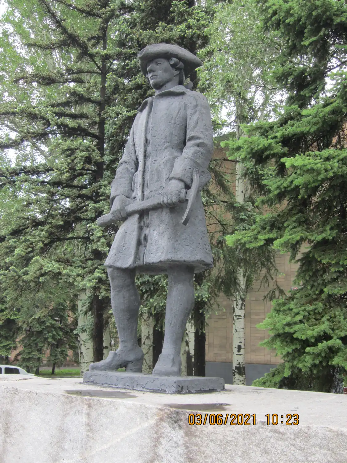 Monument to Grigoriy Kapustin附近的飯店