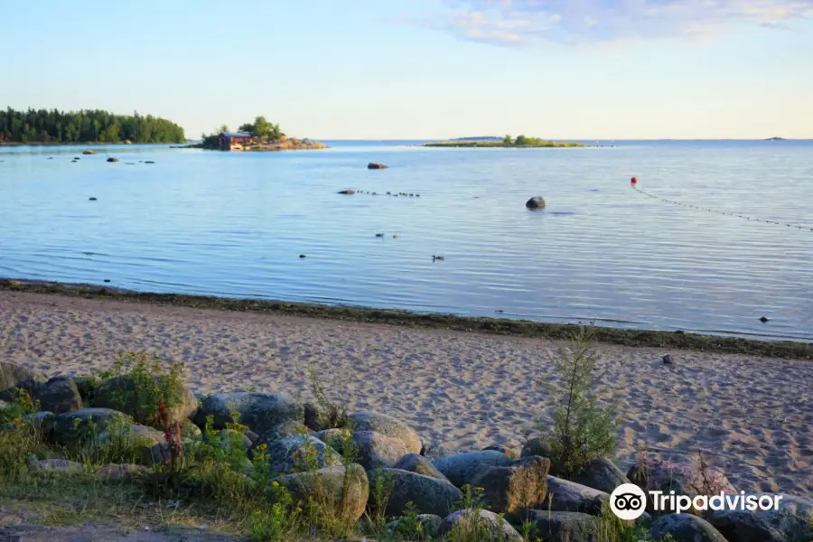 Lauttasaari Beach