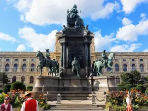 Maria-Theresien-Platz