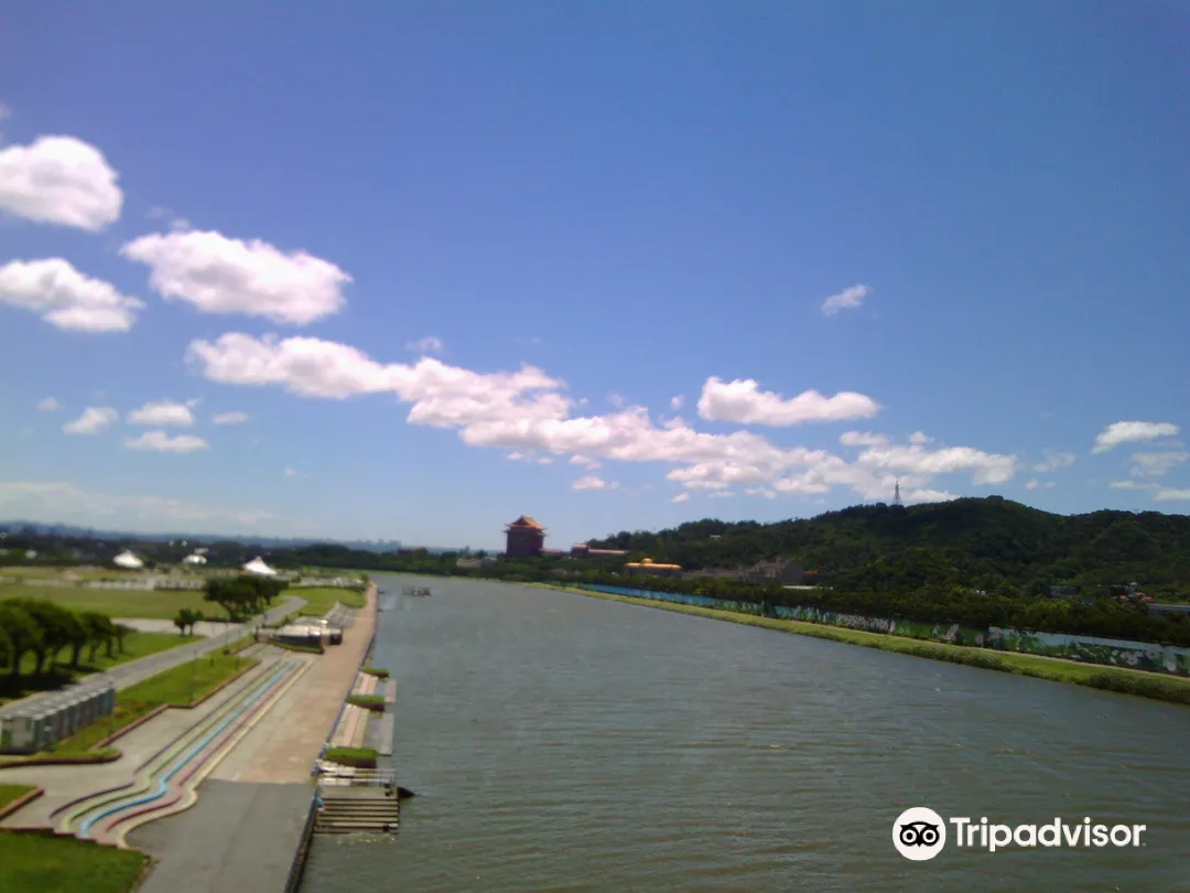 2_Dajia Riverside Park