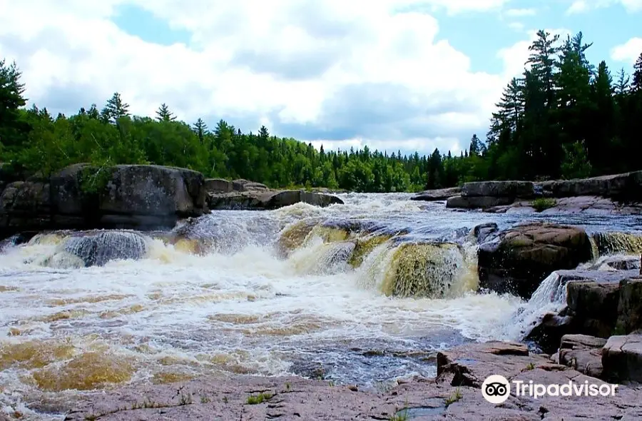 Pabineau Falls