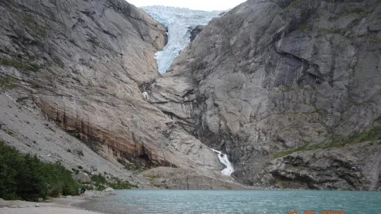 Briksdal Glacier (Briksdalbreen)