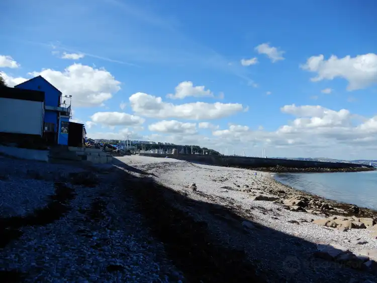 Hotels near Breakwater Beach