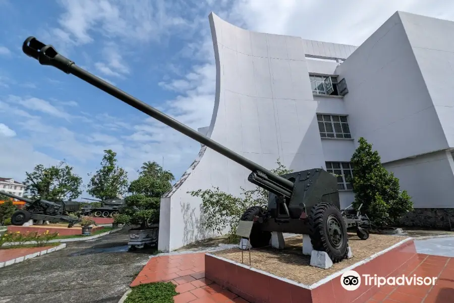 Ho Chi Minh and The fifth military zone Museum