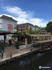 Thonburi Market - Sanam Luang 2