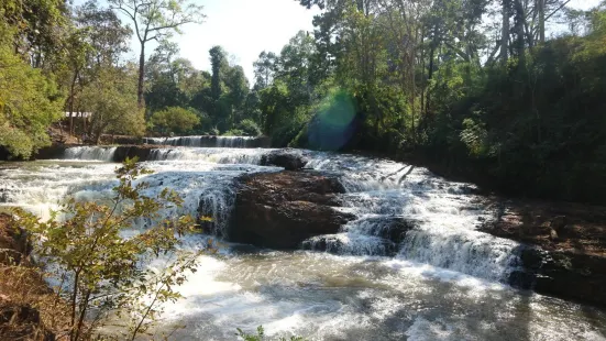 Ou'Sean Lair Waterfall