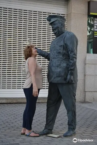 Estatua de Heraclio Niz Mesa