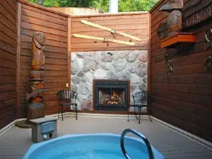 Oasis Hot Tub Gardens - Ann Arbor