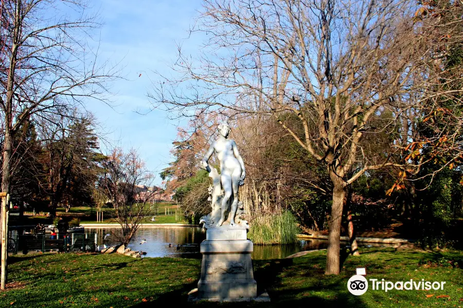 Jardin du Champ de Mars