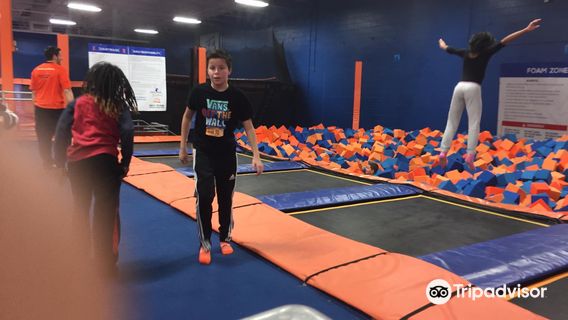 Sky Zone Trampoline Park
