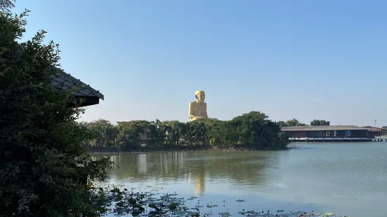 Phutta Uttayanmaharat (Luang Pu Thuat)