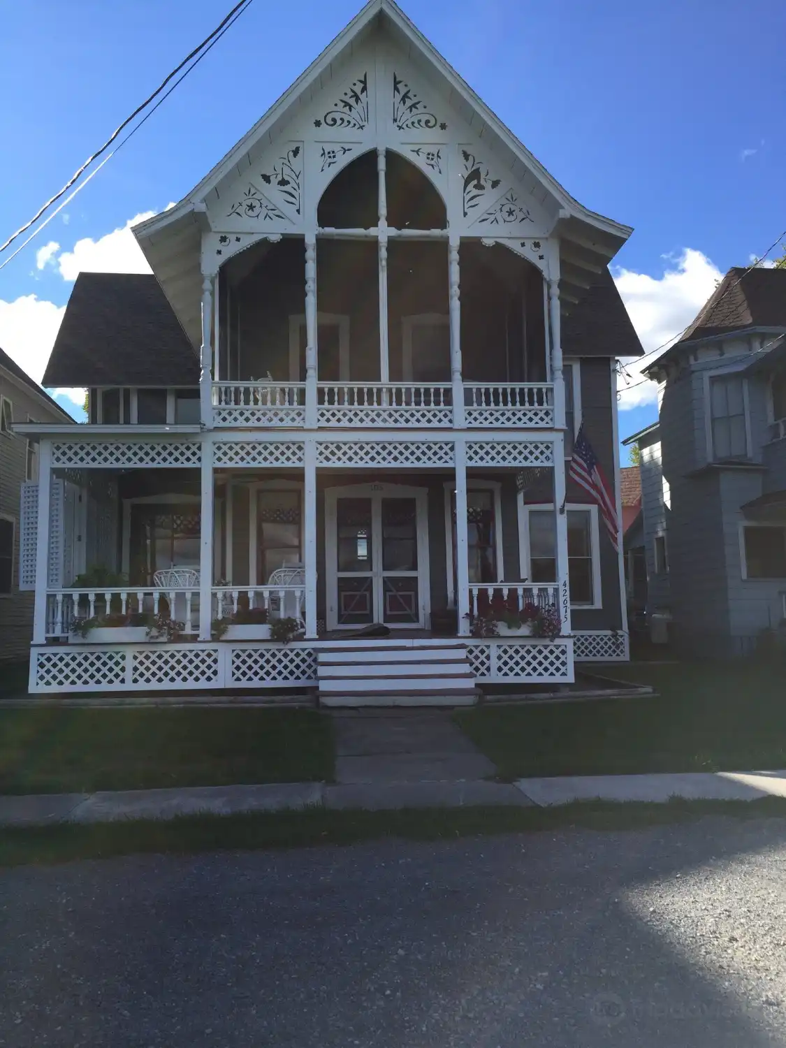 Отели рядом с достопримечательностью «Остров Уэллсли»