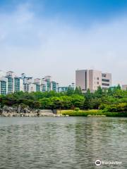 Ilsan Lake Park