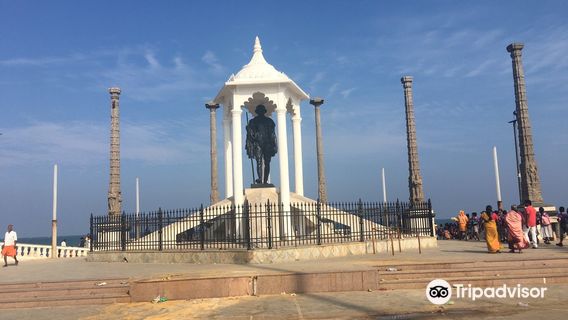 Mahatma Gandhi Statue