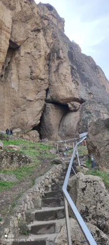 T'rchuneri (Bird) Cave