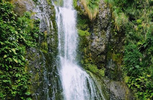 Kitekite Falls