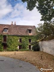 Forteresse médiévale de Yèvre-le-Châtel