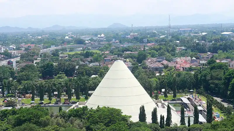 Hotels near Monumen Yogya Kembali (Museum Monjali)