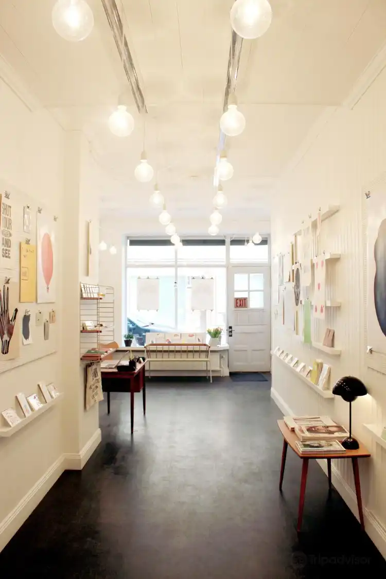 Hotels in der Nähe von Talent Gallery