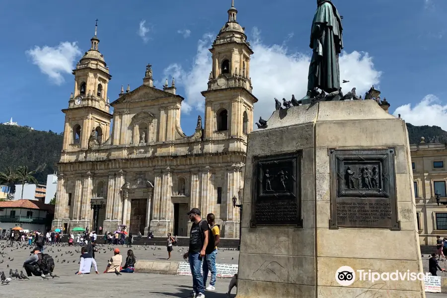 Monumento a Simon Bolivar