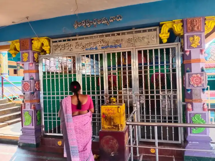 Hotels in Länsi-Godavari