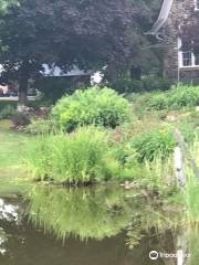 Stone Cottage Gardens