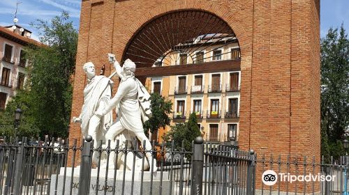 Monumento a Daoiz & Velarde