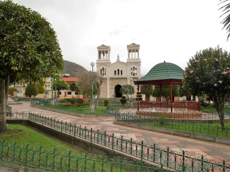 Hotels in Alausi