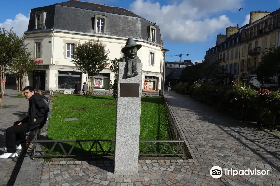 Buste de Jean Moulin