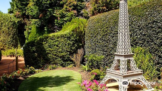 Amaze Miniature Park