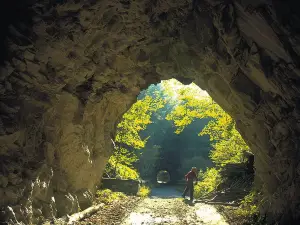Equi Terme Caves