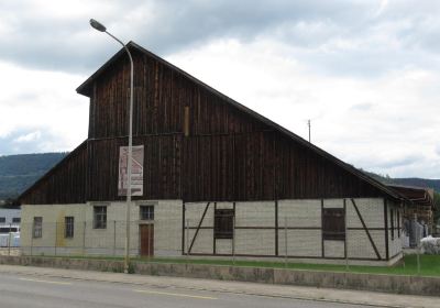 Tête Du Puits De Mine Des Rondez