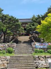 Mihwangsa Temple