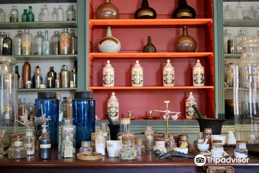 Hugh Mercer Apothecary Shop