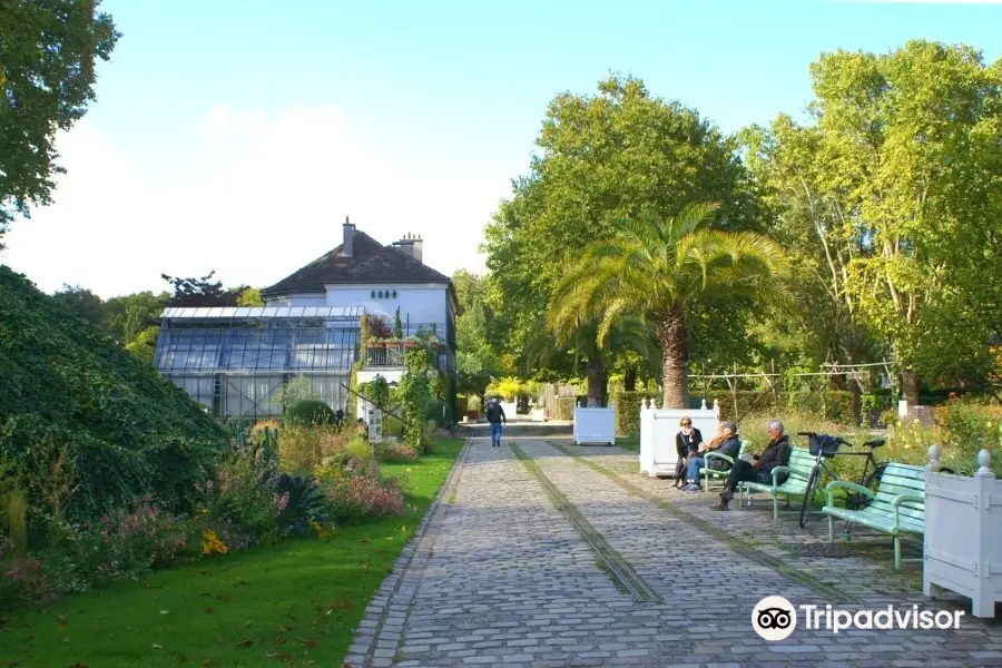 Bibliotheque de la Maison du Jardinage