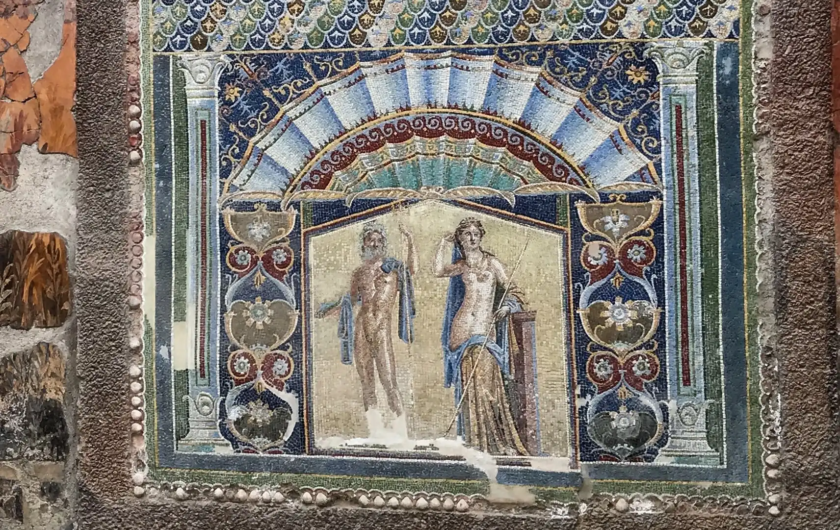 Hotels near House of Neptune and Amphitrite