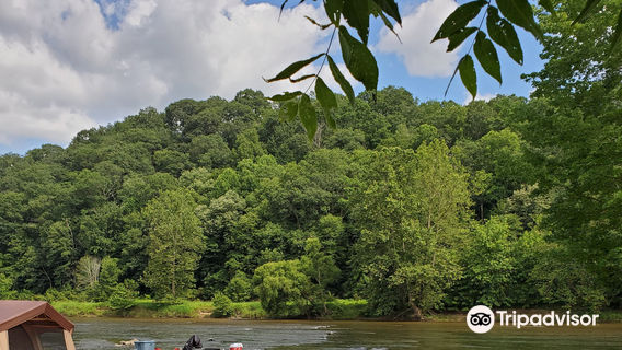 Zaloo's Canoes, Kayaks & Tubes